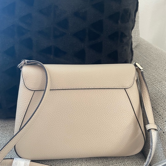 BNWT Kate Spade Light Tan Crossbody Bag - Picture 3 of 7